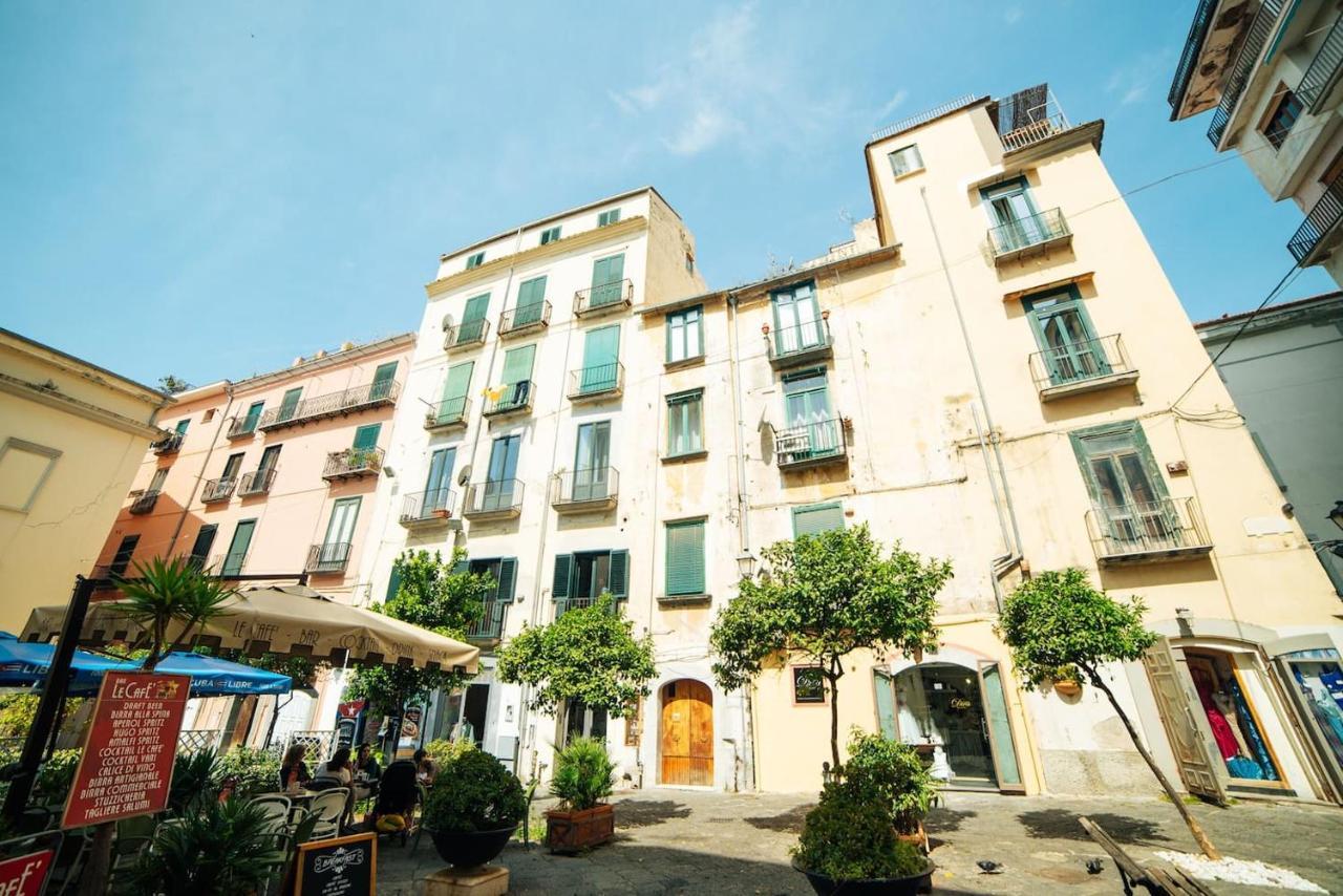 Domus Gisulfo Apartamento Salerno Exterior foto