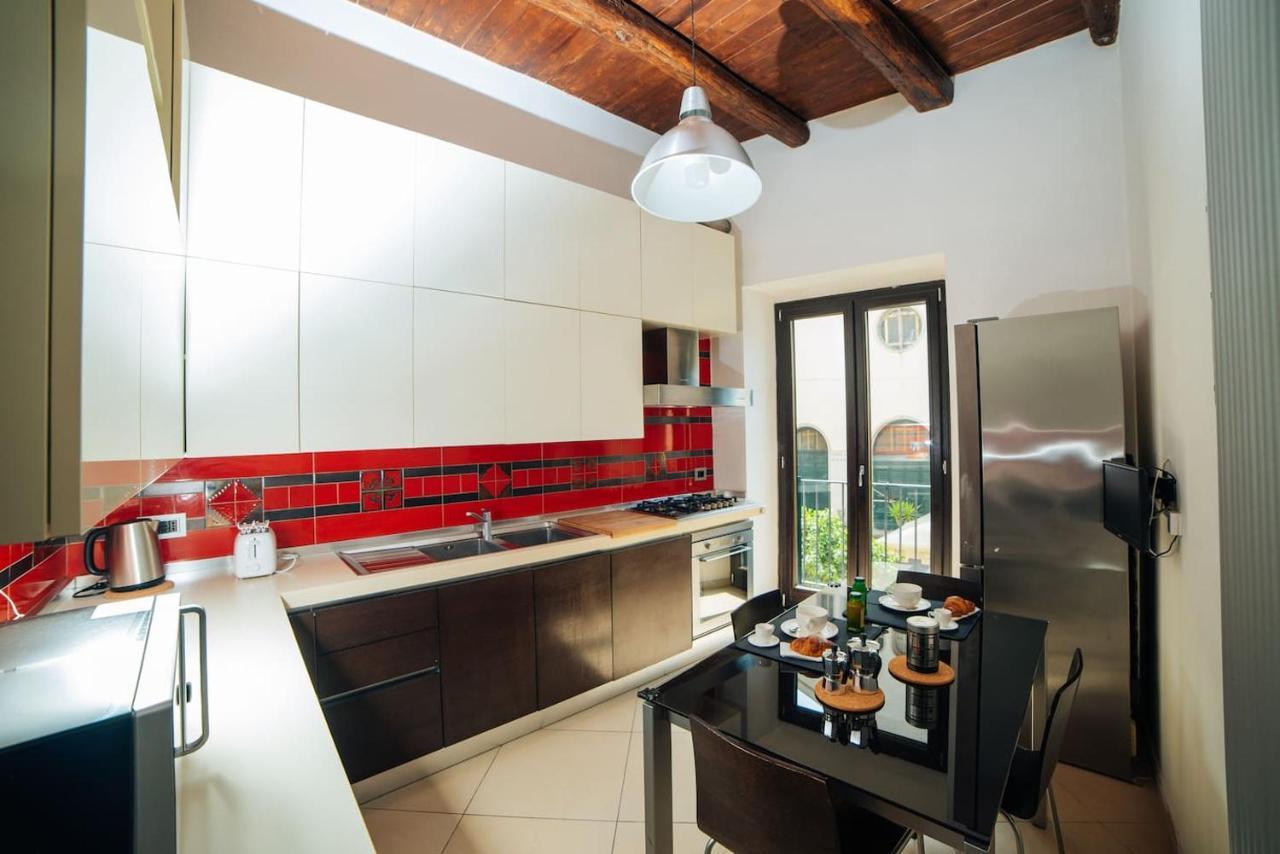 Domus Gisulfo Apartamento Salerno Exterior foto
